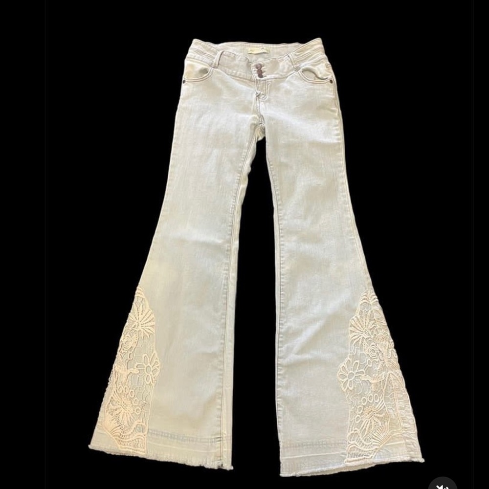 Vintage boho/ hippie Bell Bottom Denim Jeans Sz 28
